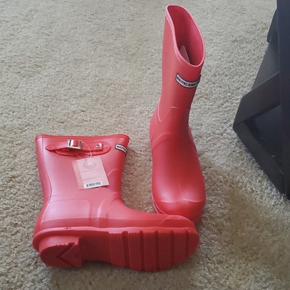 BRAND NEW ♥️ Exotic Identity Original Short Rain Boots in beautiful RED! - Picture 1 of 2